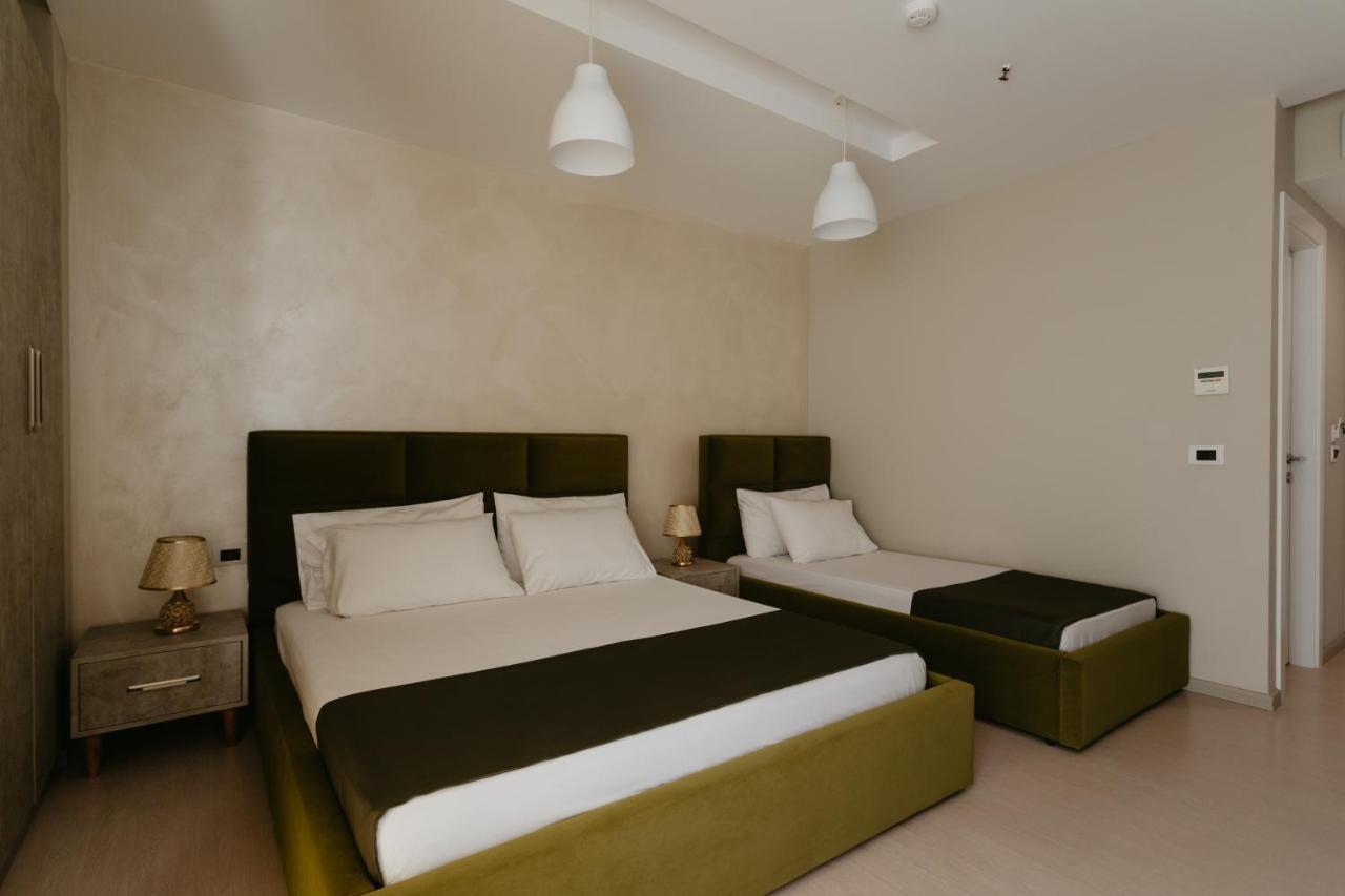 Hotel Miki Durrës Esterno foto