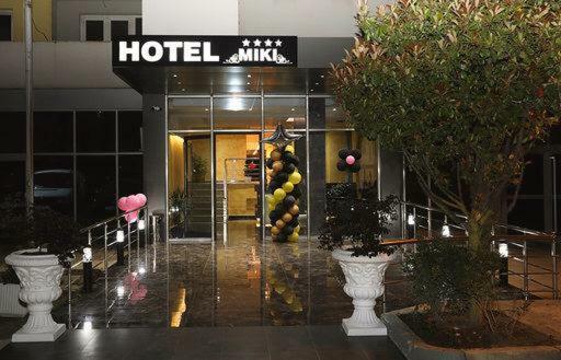 Hotel Miki Durrës Esterno foto